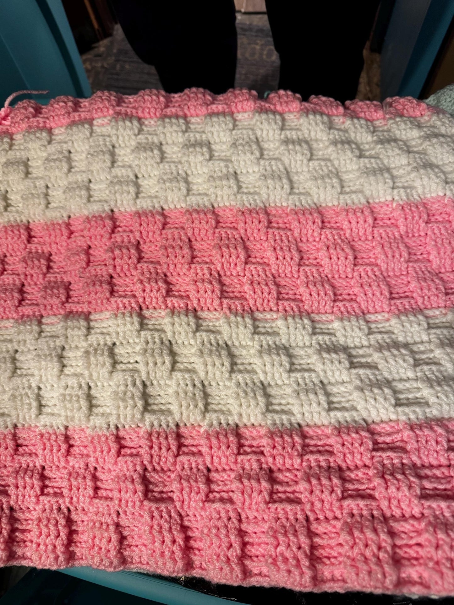 Crocheted baby blanket customizable