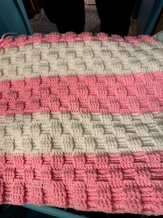 Crocheted baby blanket customizable