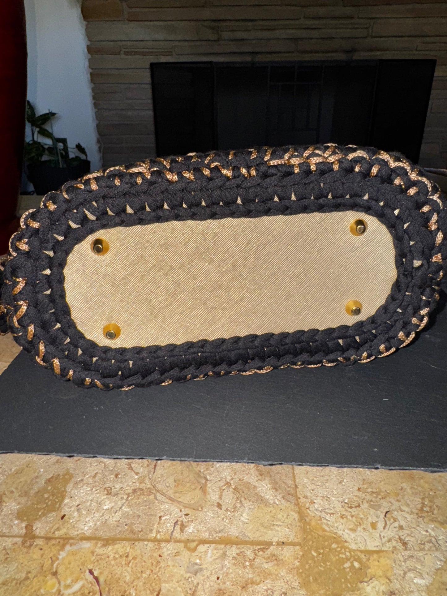 Crocheted shoulder bag