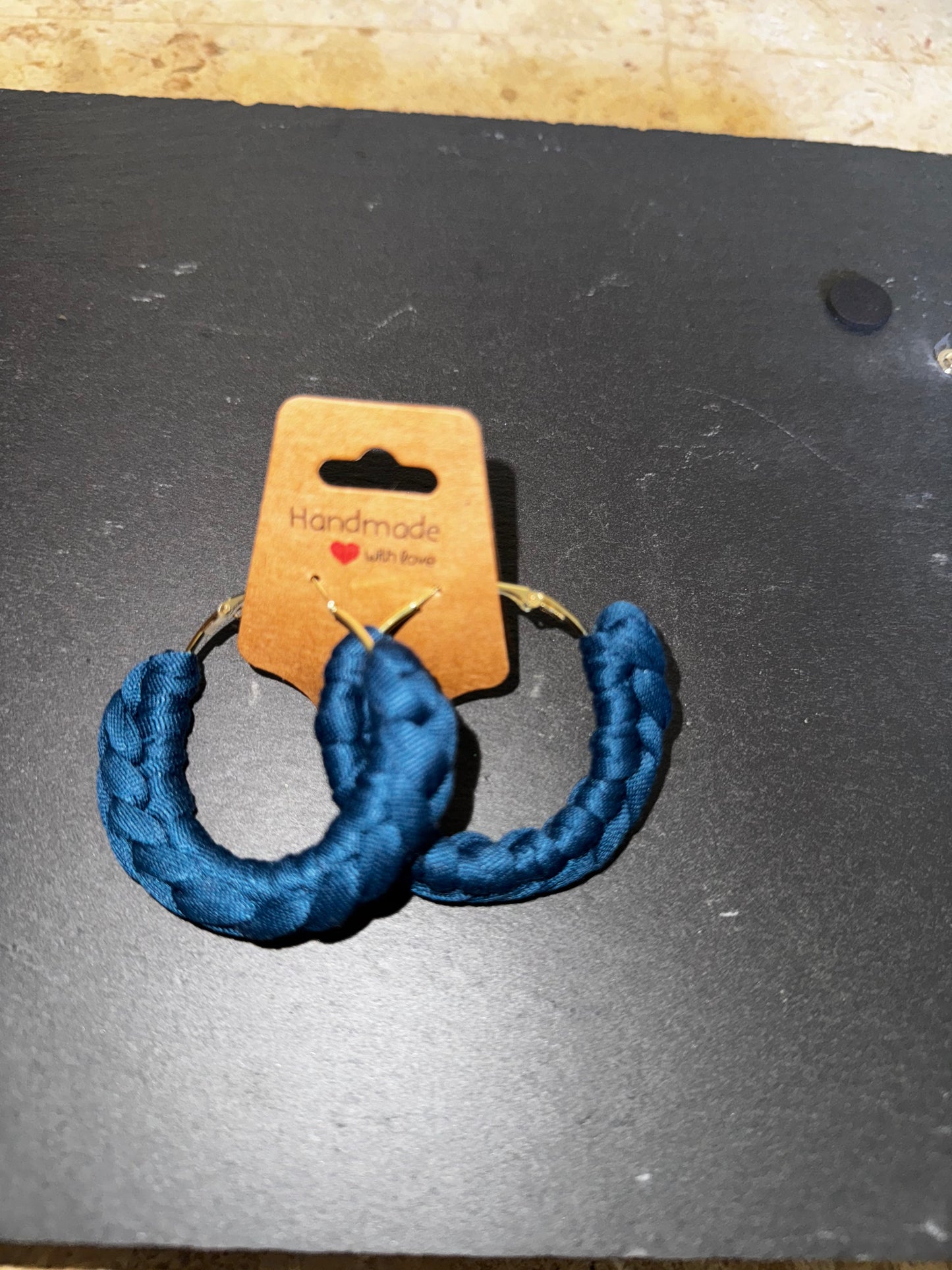 Crocheted earrings gold